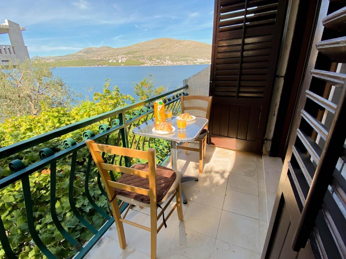 Seaview & Beachfront Apartments Jakov Donji Okrug  Exterior foto